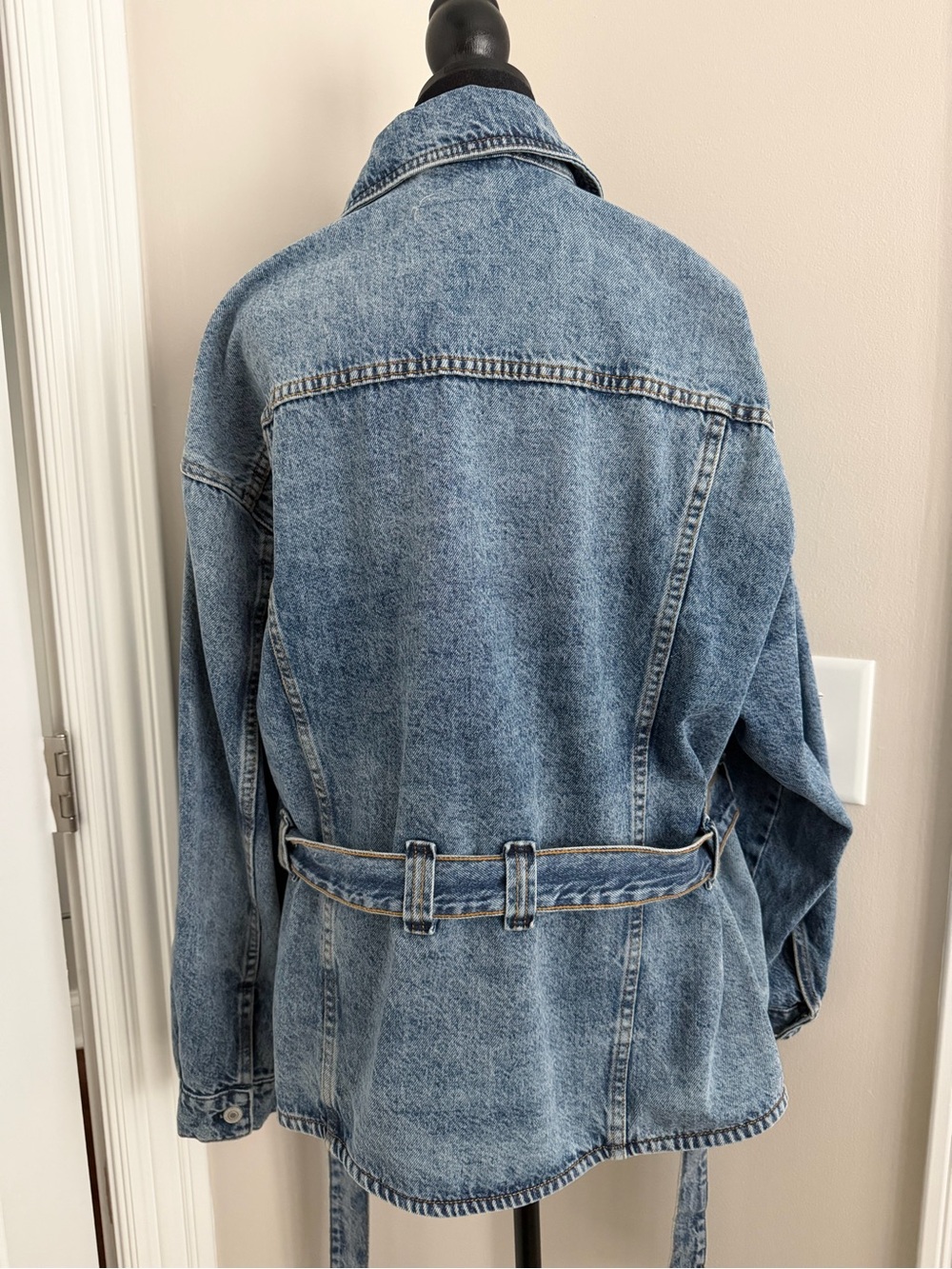 We The Free Knotted Denim Jacket - Picture 7 of 10